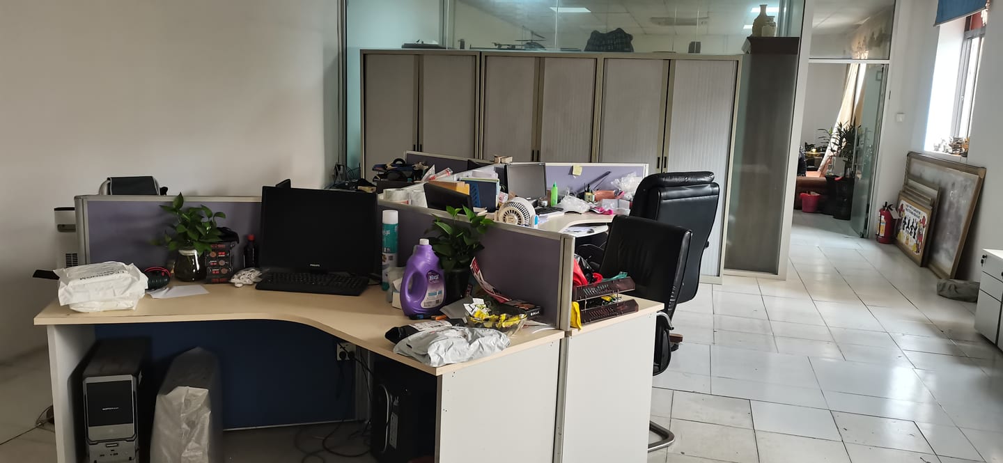 VOVOHO sales and operations office β workstations and team workspace in Dongguan